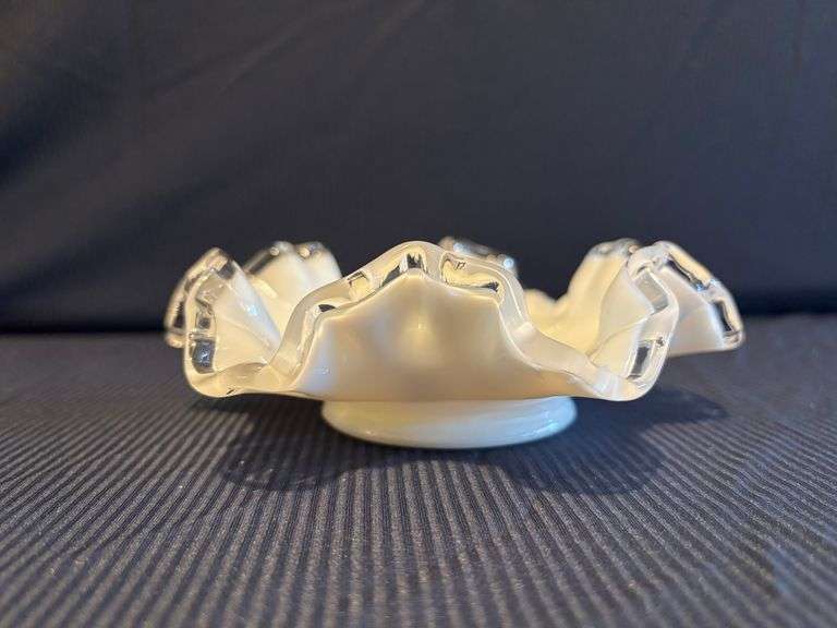 6" Fenton Silver Crest Bon Bon
