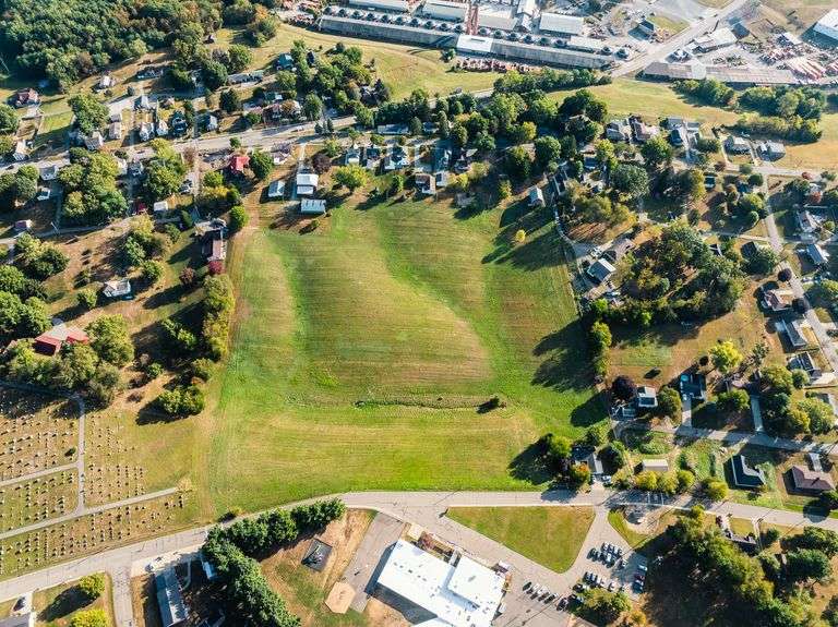 Parcel 7: 130’x200’ Lot – Building Site