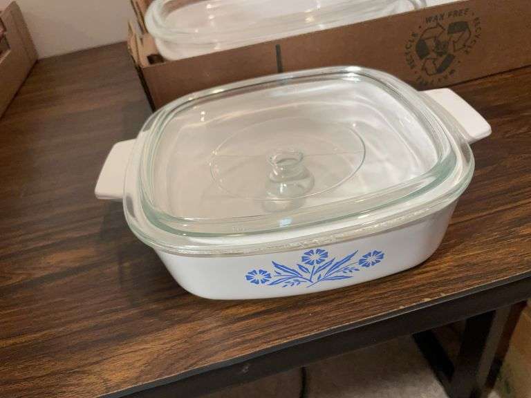 Set of (4) Corning Ware baking dishes