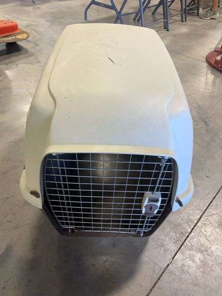 Like New Dog carrier - 30 in. Deep 20 in. Wide 24 in. Tall