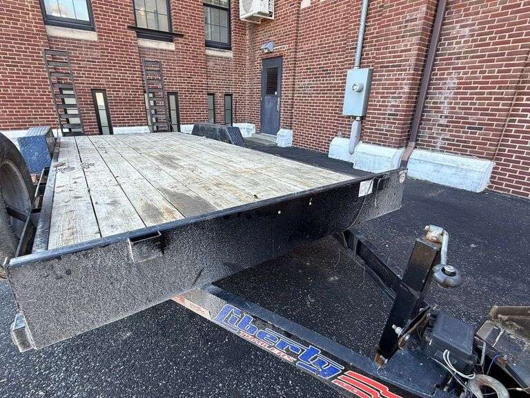 LIBERTY EQUIPMENT TRAILER 14,000# CAP. 18 FT.