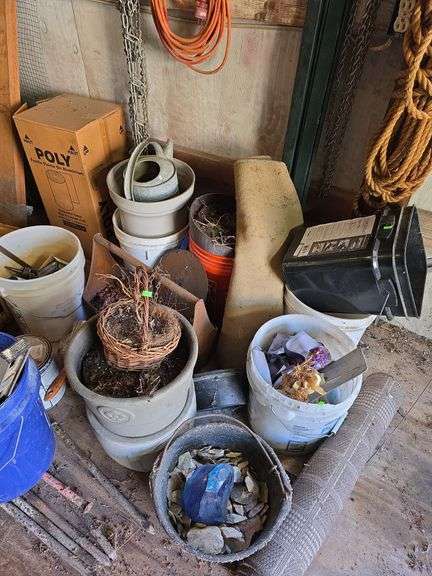 Gardening supplies & tools