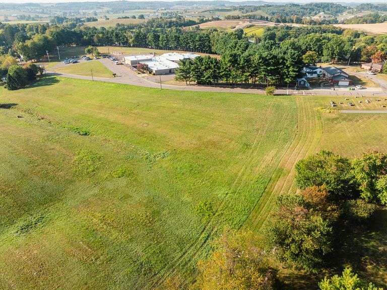 Parcel 4: 8.472 Acres w/ 50’ Frontage – Building Site & Development Potential