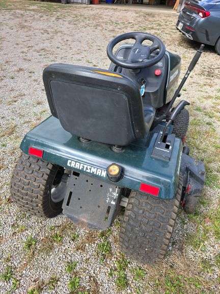 Craftsman 50" cut riding mower (runs)