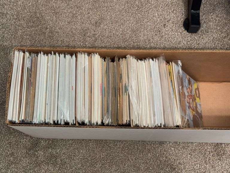 Large Assortment of Marvel and DC Comics