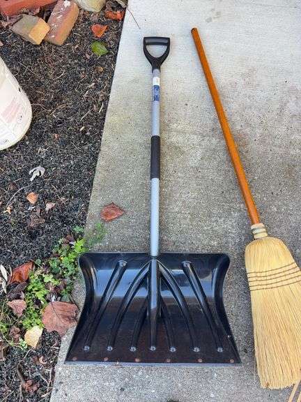 (2) rakes, broom & snow shovel