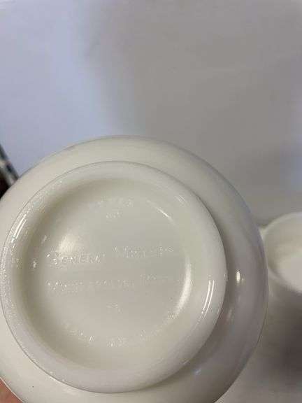 (2) General Mills mixing bowls and potting vase