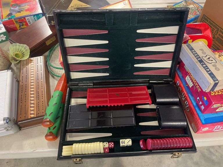 Assortment of puzzles, card and board games - see photos