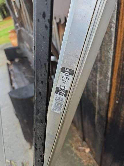 7 pcs 8ft long 1" wall tubing & misc strips