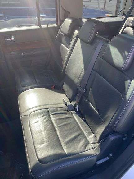 2010 Silver AWD Ford Flex