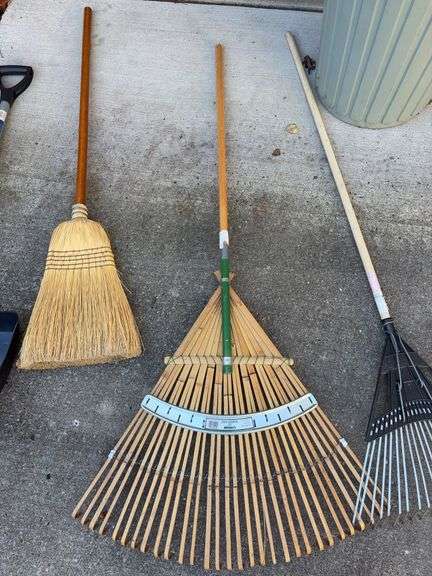 (2) rakes, broom & snow shovel