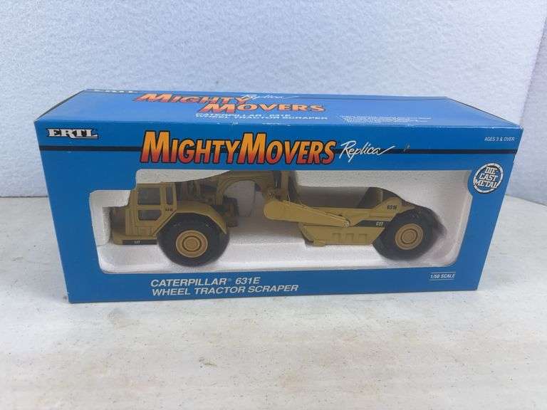 Ertl Caterpillar 631E Wheel Tractor Scraper 1:50