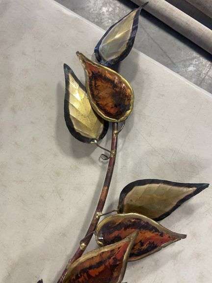 (2) decorative wicker pieces and metal leaves