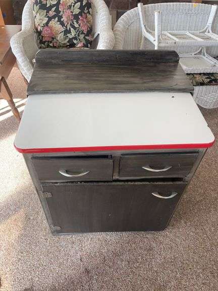 Enameltop stand - 28x22x34