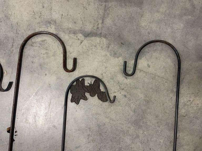 (4) Shepherd's hooks