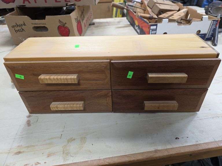 Small organizer with router bits