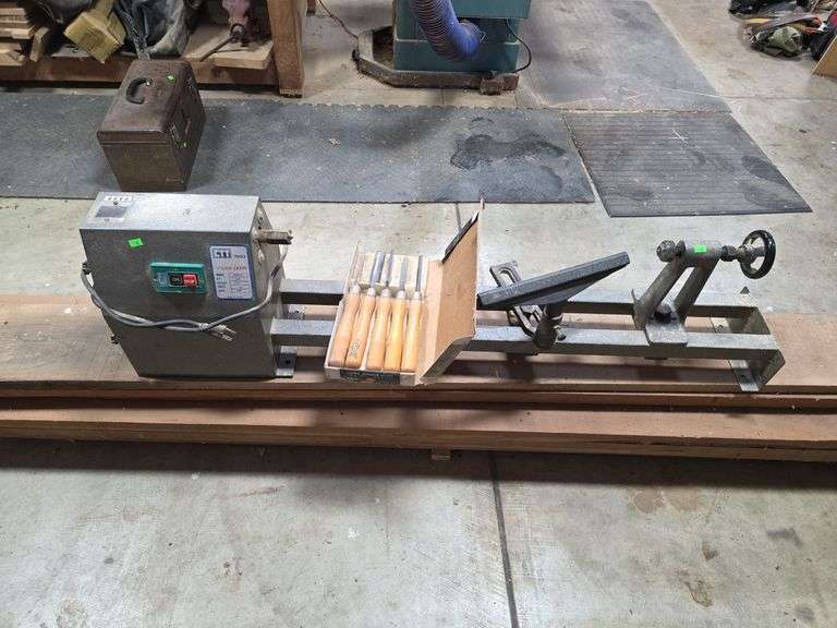 1/2HP Wood Lathe