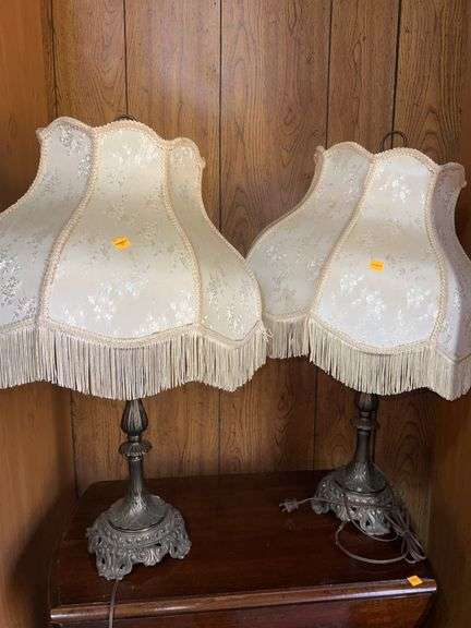 Set of (2) Decorative Vintage Lamps