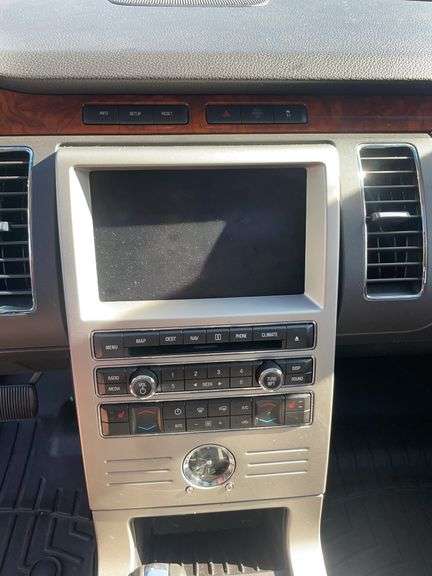 2010 Silver AWD Ford Flex