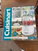 Cuisinart food processor, food scale, grater, trays & food storage container