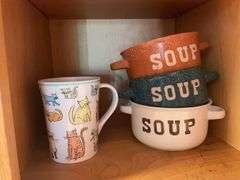 (8) soup bowls and (2) mugs