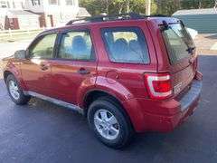 2010 Red Ford Escape SW