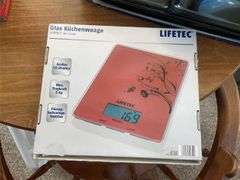 Cuisinart food processor, food scale, grater, trays & food storage container