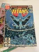 (13) The New Teen Titans Comics