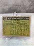 1961 Topps BB Yankees Team #228 - 2 Card Lot - Both Nice EXMT