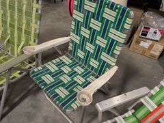 (5) outdoor/beach foldable chairs - dirty, some broken