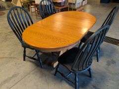 Dining table and (4) black chairs - chipped paint