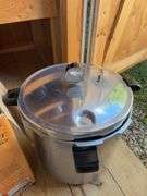 23-quart presto pressure canner & cooker w/ box