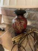 (2) matching lamps, desk lamp, and vases