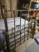 Brass bed head board n foot board