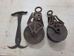 2 wooden pulleys & tongs