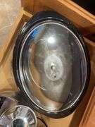 Crock pot slow cooker & Cuisinart blender/food processor w/ attachments