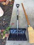 (2) rakes, broom & snow shovel