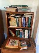 Miscellaneous books - Atlas, medical, and more - see photos