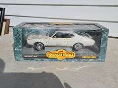 ERTL 1969 HURST OLDS 1:18 SCALE DIE CAST CAR IN BOX