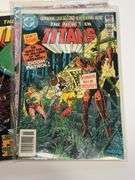(13) The New Teen Titans Comics