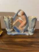 Miscellaneous decorative pieces - clocks, pottery, and more