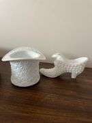 (6) hobnail milk glassware