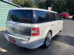 2010 Silver AWD Ford Flex