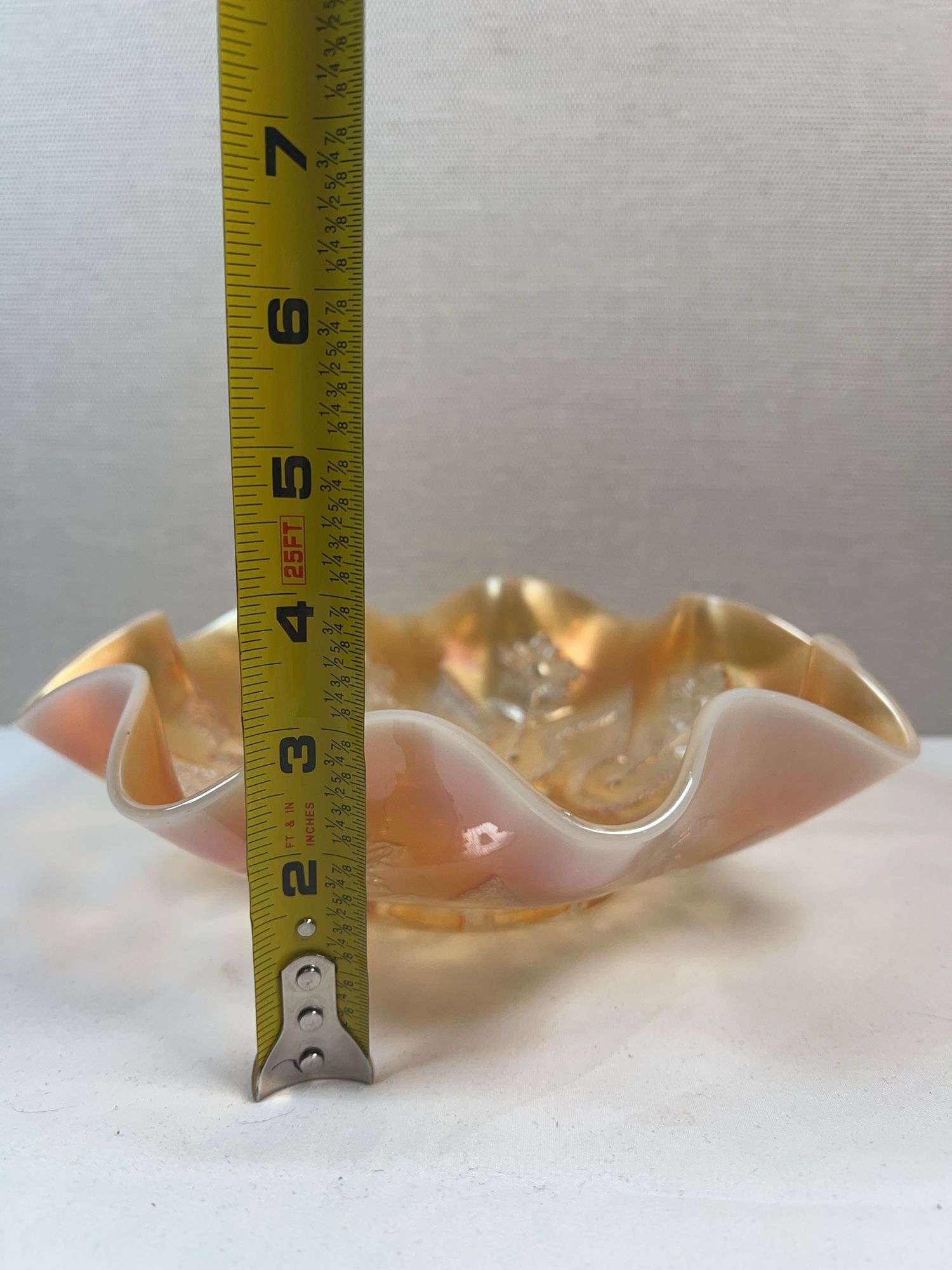 MARIGOLD CARNIVAL GLASS DAISY AND PLUME