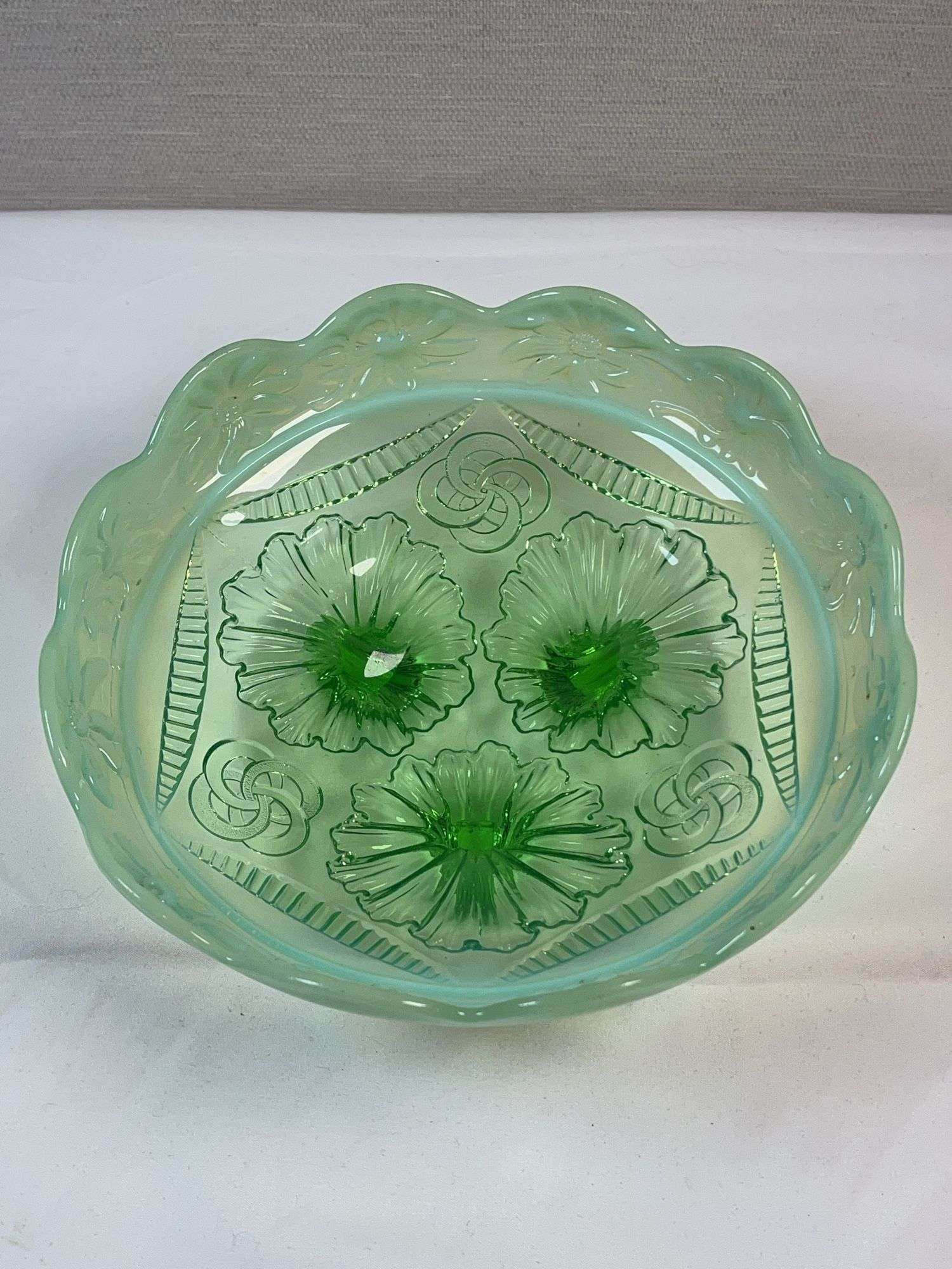 NORTHWOOD OPALESCENT GREEN GLASS BOWL