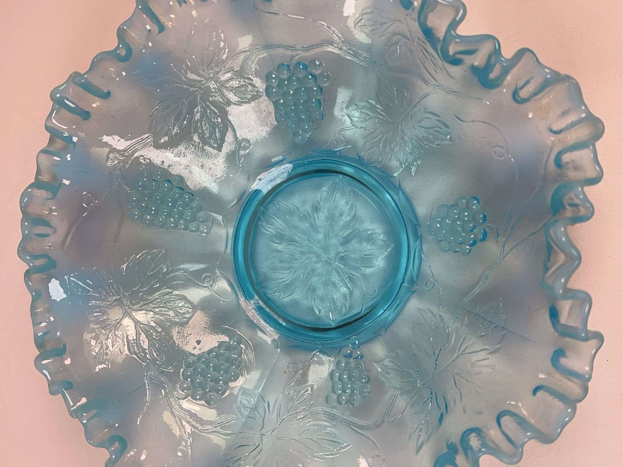 FENTON GRAPE AND LEAF BLUE BOWL