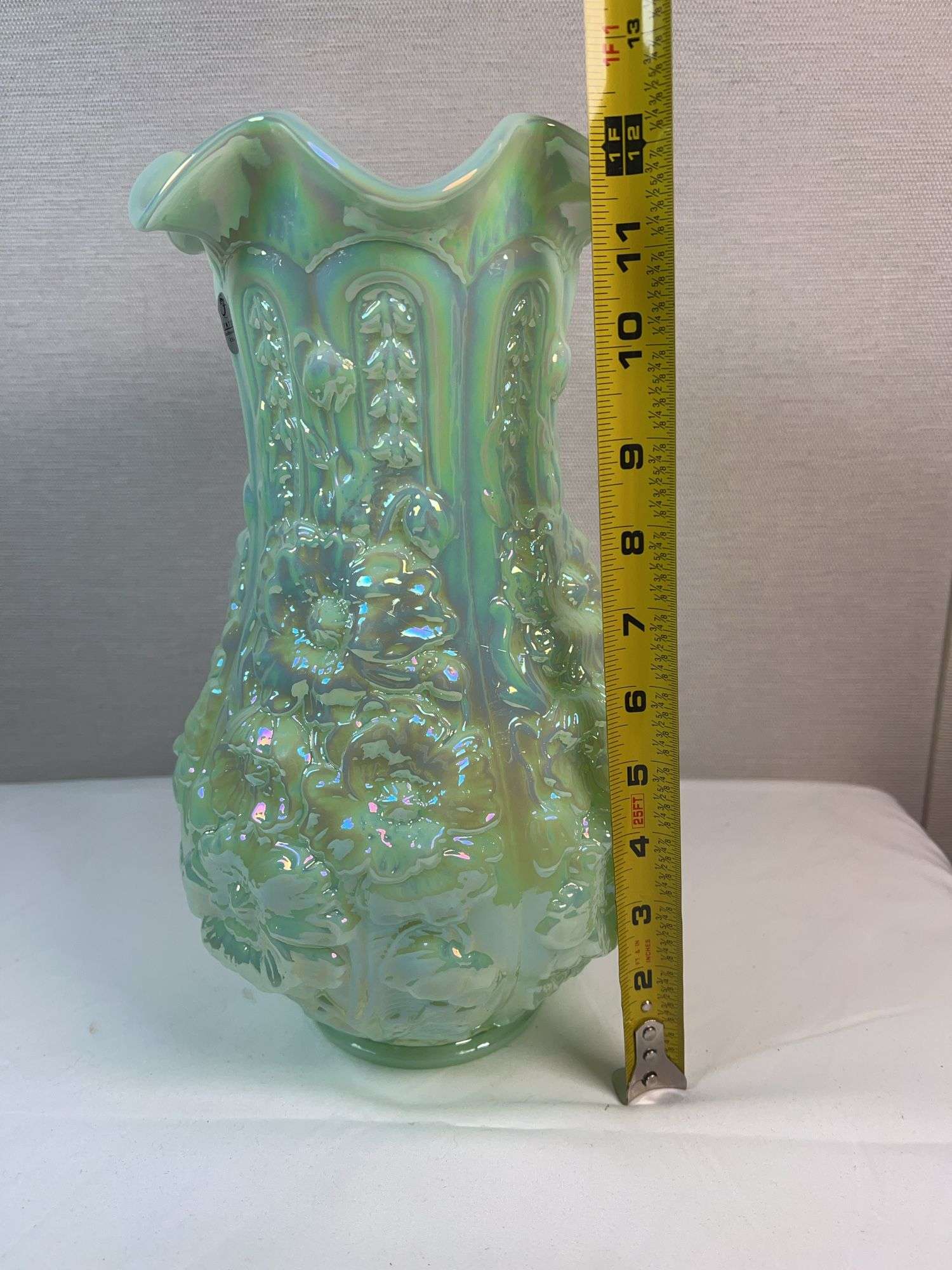 Poppy Show vase- Irid seafoam green