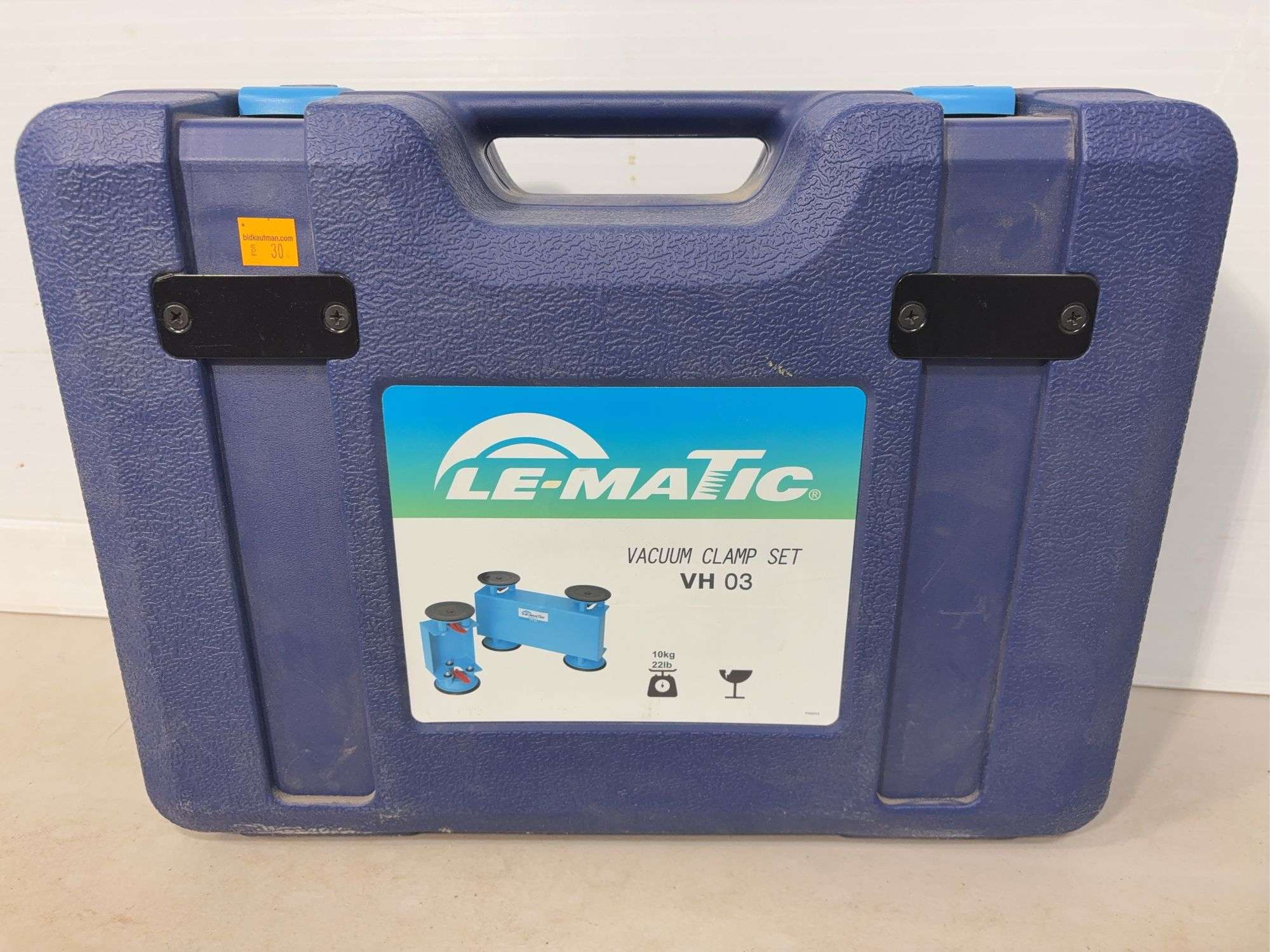 Le-Matic Vacuum clamp set VH 03 w/ case