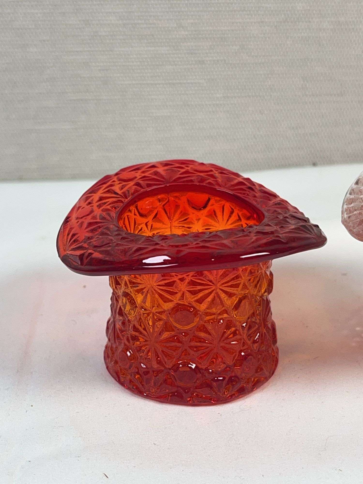 Daisy & Button Amberina and Pink Diamond-Point Glass Top Hats – Pair