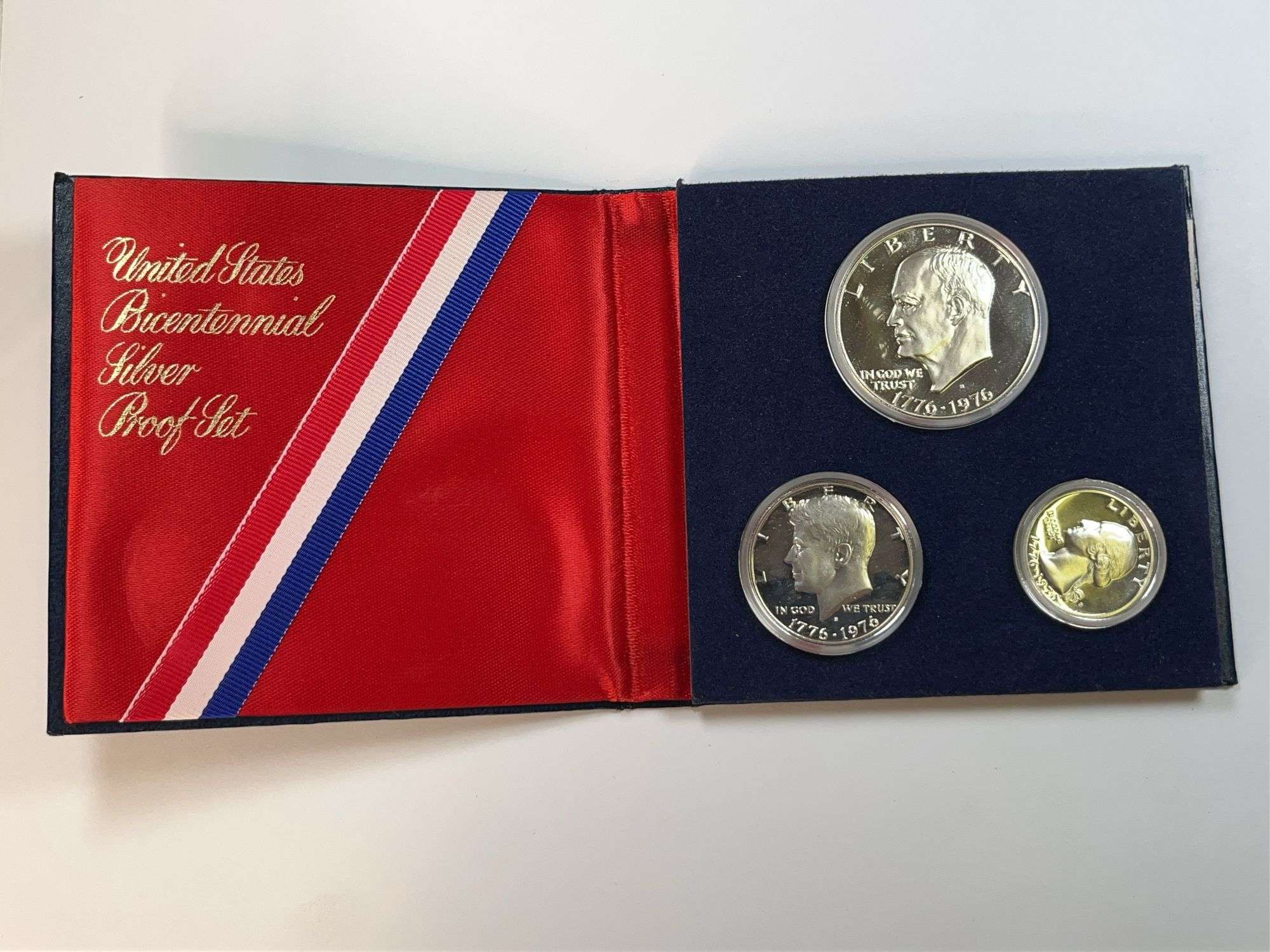 Bicentennial Silver Proof Set ￼